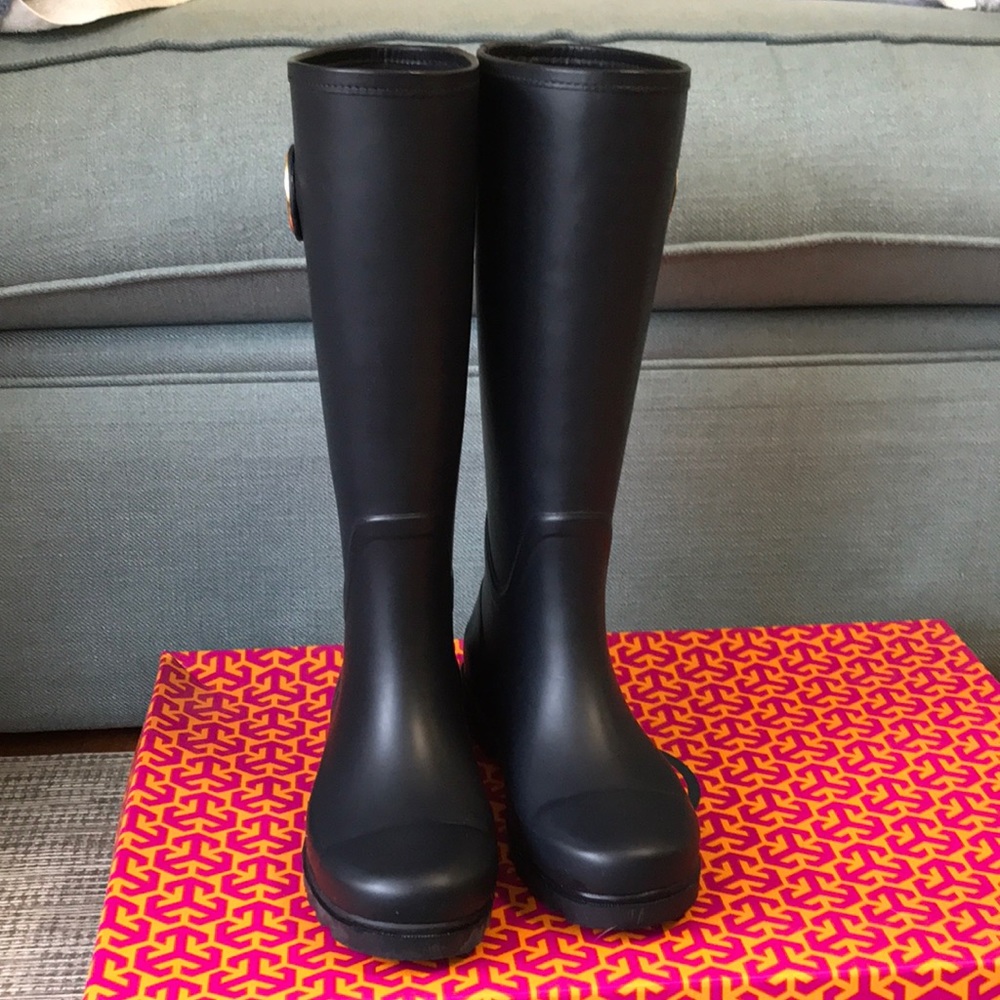❌SOLD ON Ⓜ️❌Tory Burch Rain Boots